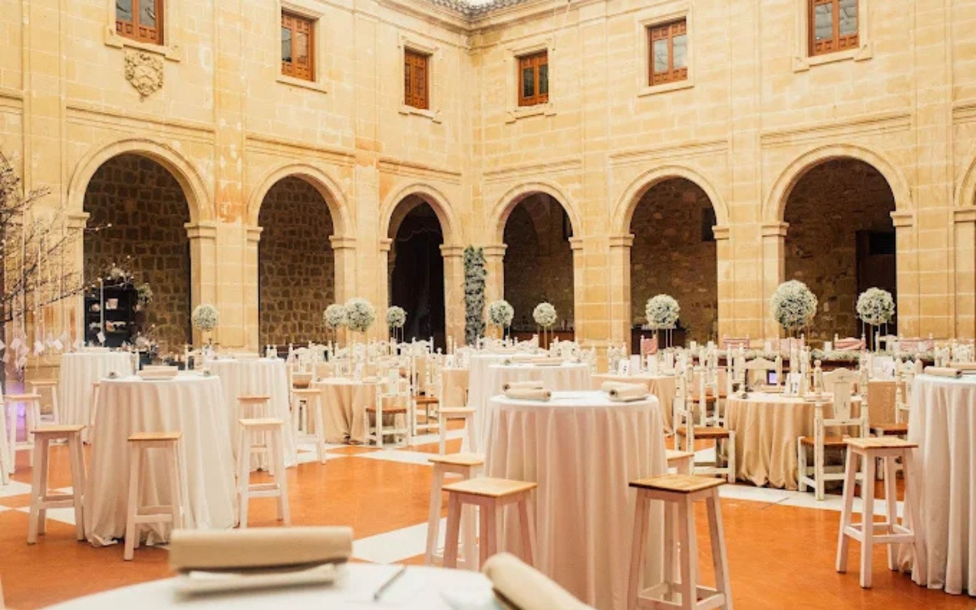 palacio de vandelvira baeza